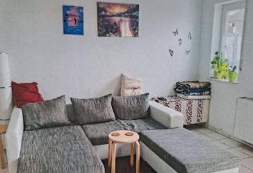Helles WG-Zimmer in gepflegtem Mehrfamilienhaus in Launsbach