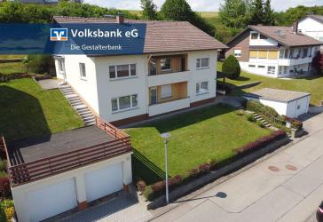 *** Niedereschach: 1- bis 2-Familien-Wohnhaus in sonnenreicher Aussichtslage! ***