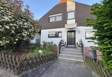 Charmantes Einfamilienhaus mit großem Garten