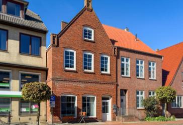 Wohnen, Arbeiten, Invest Historisches Stadthaus vor SPO