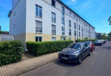 Gepflegte 3-Zimmer-Wohnung mit 100 m² privatem Garten in Wilhelmshöhe Marchbachshöhe