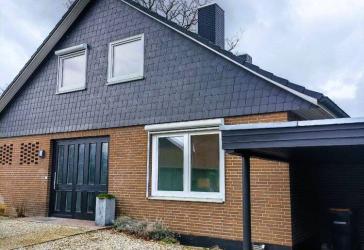 Freistehendes 1-2 Familienhaus in Bad Segeberg - Charmantes Wohnen auf großzügigem Grundstück