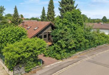 Charmantes, kleines Eigenheim mit schönem Garten in Hungen!