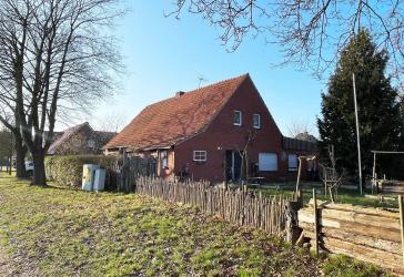 Älteres Einfamilienhaus im Zentrum von Lorup