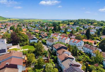 RUHIGES ZUHAUSE AM STILLEN WOHNWEG! - 4-Zimmer-RMH in Roßdorf mit Garten und Balkon