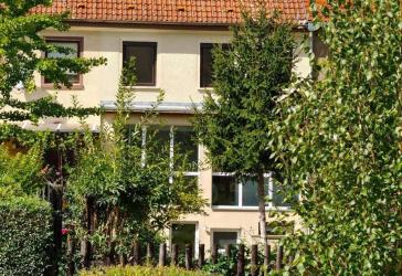 exclusives Reihenhaus mit großem Garten -Erstbezug nach Kernsanierung-