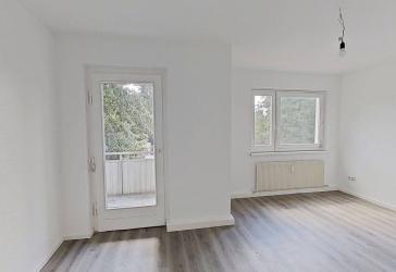 Viel Raum für Ihre Wohnträume - großzügige 4-Zimmer-Wohnung mit Balkon
