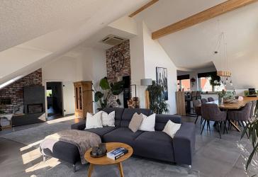 Moderne, großzügige DG-Wohnung mit weitläufiger Dachterrasse im Zentrum von Radolfzell