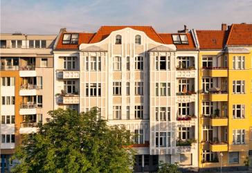Perfekte Geldanlage in traumhafter Spreelage - Charmante 3-Zimmer-Wohnung im stilvollen Altbau