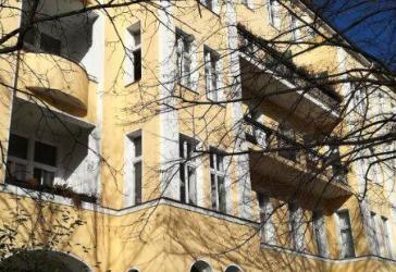 Ein Stück Altbaugeschichte - frisch hergerichtet und bereit für ein neues Zuhause!