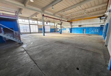 Provisionsfrei - Büro- und Werkstattgebäude auf 3.743 m² in Karlsfeld bei München