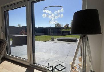 Freistehendes Einfamilienhaus mit Landhauscharme und Luxus - Effizienzhaus KFW40, 180 m2 Wohnfläche