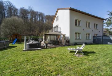Vorschaubild Mehrfamilienhaus