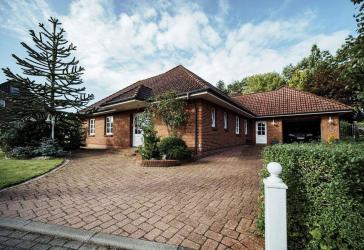 Sehr gepflegtes modernes Einfamilienhaus