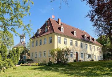 Wunderschöne 3-Zimmerwohnung im historischen Weingut oberhalb von Radebeul-West