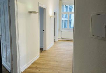 !!! Top Büroetage in schönem Gründerzeithaus in bester Lage !!!