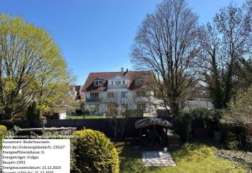 Grundstück mit Altbestand zur Bebauung mit einem Mehrfamilienhaus oder einer Villa in Trudering