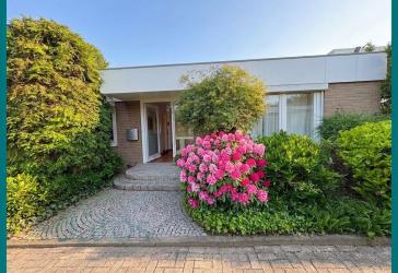 Wohnen mit Gartenidylle in Osnabrück Haste- Reihenend-Bungalow mit viel Privatsphäre und Entwicklungspotenzial