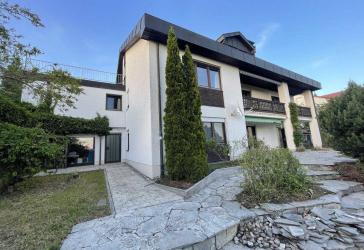 Großzügiges Einfamilienhaus in Donauwörth-Berg