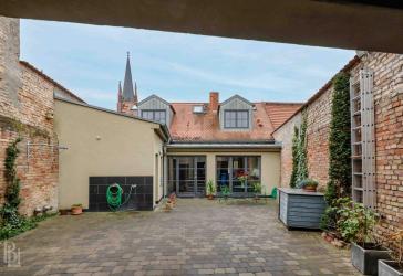 Verkauf im Nießbrauch: 3-Zimmer-Einfamilienhaus mit Innenhof & Remise auf der Insel Werder (Havel)