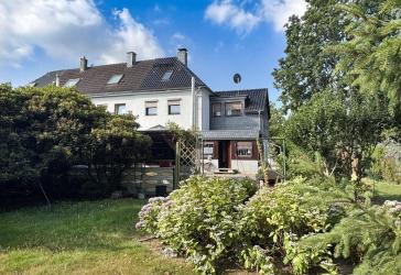 Vorschaubild Reihenendhaus