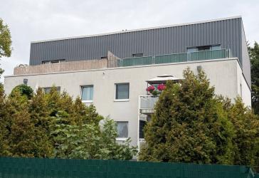 Renovierte und geräumige 4 Zimmer Wohnung in Sichtweite der Uni Düsseldorf!