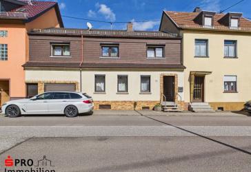Ein-/Zweifamilienhaus in zentraler Lage von Elversberg