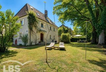 Vorschaubild Villa