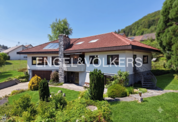 Exklusive Architektenvilla mit Wellnessbereich (inkl. Innenpool und Sauna), Doppelgarage und 2 Balkonen