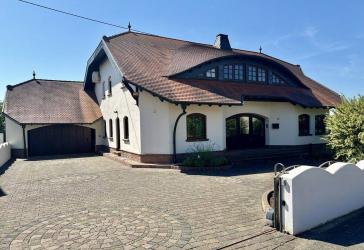 Vorschaubild Villa