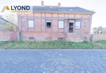 Charmantes Einfamilienhaus mit großem Potenzial - hier beginnt Ihr neues Kapitel!