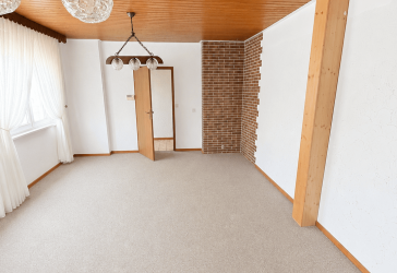 Helles, geräumiges Einfamilienhaus - ideal für individuelle Nutzung und Gestaltung.