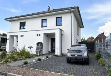 Modernes Zweifamilienhaus - Der Traum vom 'Mehrgenerationen-Wohnen' wird hier wahr!