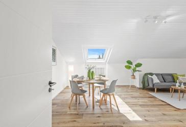 Direkt einziehen! Helle und lichtdurchflutete 3-4 Zimmer Wohnung in top Lage in Neutraubling!