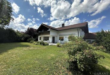Großzügiges Einfamilienhaus mit Potenzial zur Aufteilung in zwei Wohneinheiten
