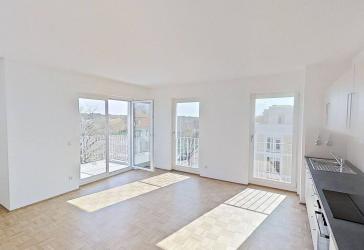 Modernität trifft Komfort: Helle 4-Zimmer-Wohnung mit sonnigem Balkon, 2 Bädern und EBK