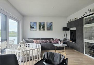 Helle 3,5-Zimmer-Wohnung mit Balkon und EBK