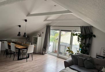 Helle Dachgeschosswohnung mit Balkon in ruhiger Lage von Witten-Vormholz