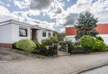 Wiesbaden-Naurod - Einfamilienhaus in traumhafter Feldrandlage