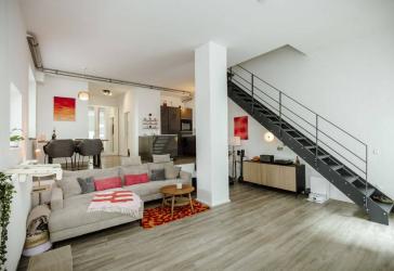 Loftartige Maisonettewohnung mit Terrasse Nähe Siegfriedplatz