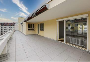 Penthousewohnung! Große 5-Zimmer-Wohnung mit 2 Dachterrassen in guter Lage in München-Neuhausen