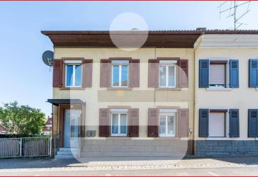Zwei Einheiten, viele Möglichkeiten: Historisches Haus mit modernem Flair