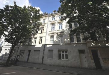 Attraktives 12-Parteienhaus unter Denkmalschutz in zentraler Lage von Köln-Kalk
