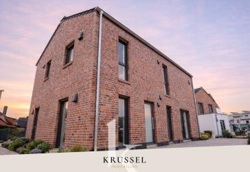 NEU: Stilvolles Einfamilienhaus mit modernster Ausstattung in attraktiver Lage