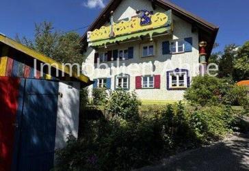 Ein bewohnbares Kunstwerk - EFH voller Farben, Fantasie und Lebensfreude in Spöck/Kirchheim!