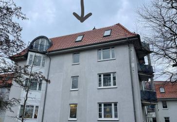 Ruhige, lichtdurchflutete, 3 Zi Dachgeschosswohnung in gepflegter, grüner Anlage