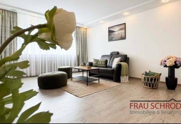 Ankommen, wohlfühlen, zuhause sein - großzügige 4,5-Zimmer-Wohnung mit zwei Balkonen in Singen-Bruderhof