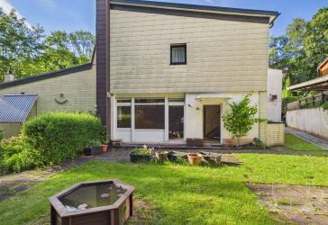 Reihenendhaus mit grossem Garten und viel Platz