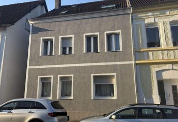 Platzwunder mit Garten in zentraler Lage!