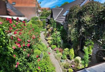 Freistehendes Zweifamilienhaus mit separaten Eingängen - am Kurpark Xanten